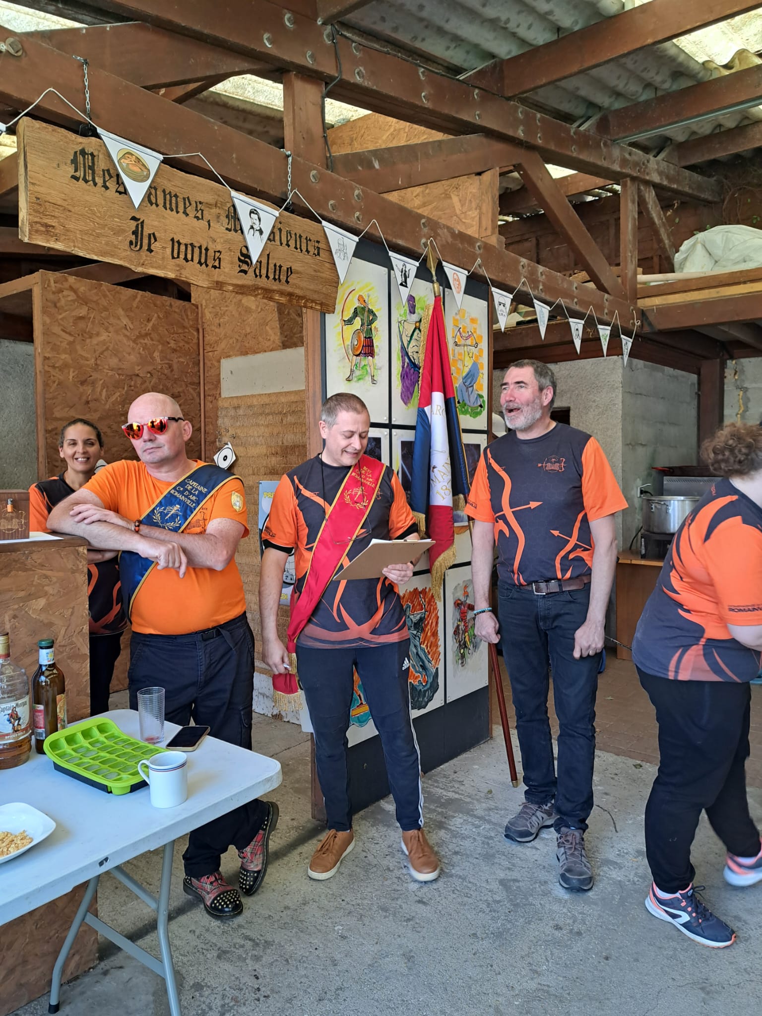 Présentation du tir par le roi.